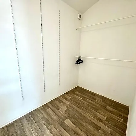 Penthouse 2 Am Hildesheimer Hbf Mit Terrasse ヒルデスハイム