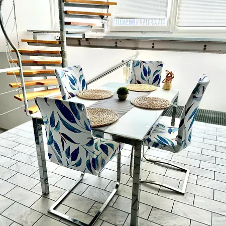 アパート Penthouse 2 Am Hildesheimer Hbf Mit Terrasse *